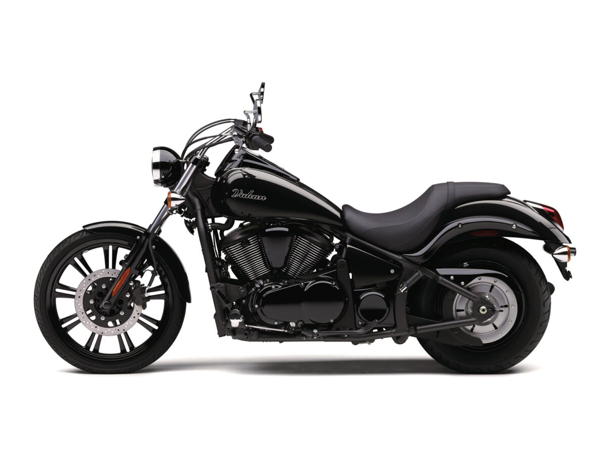 2027 Kawasaki Vulcan 900 Custom