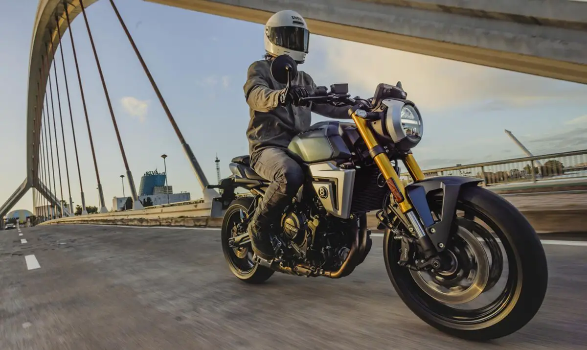 2027 Suzuki GSX-8T