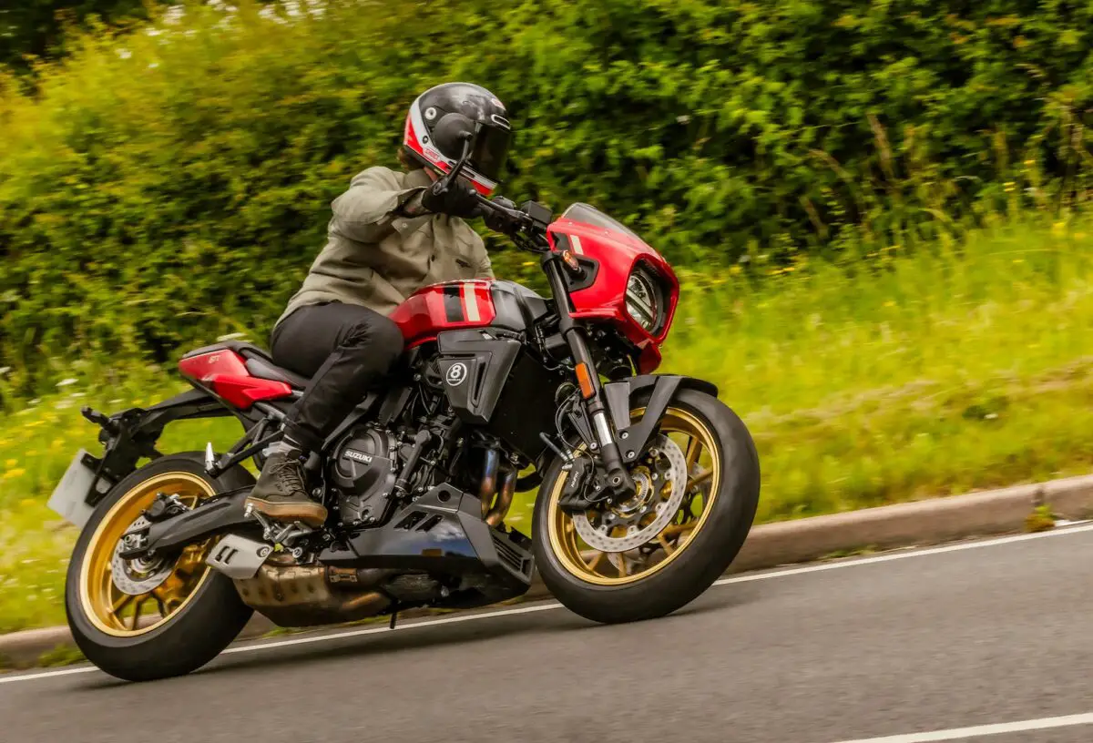 2027 Suzuki GSX-8TT