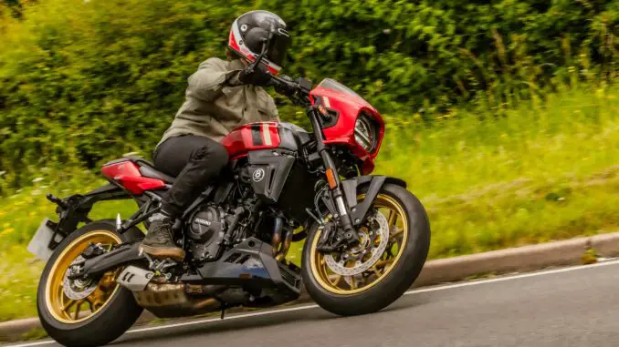 2027 Suzuki GSX-8TT