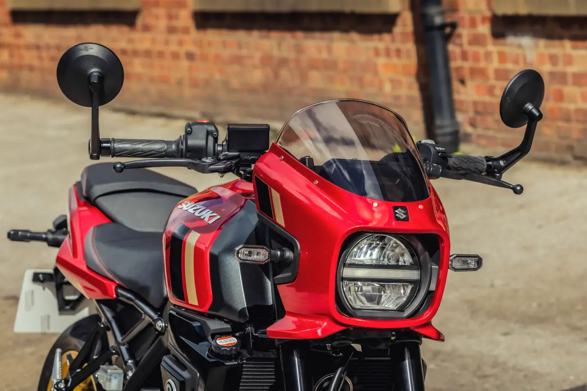 2027 Suzuki GSX-8TT